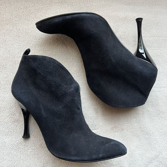 Stuart Weitzman Metropol Black Suede Heeled Ankle Slit Boots Booties Women 7 M - Picture 1 of 16